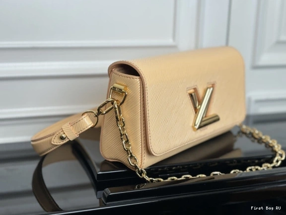 Firstbag TWIST-23.5*12*7 LOUIS VUITTON cm 0710